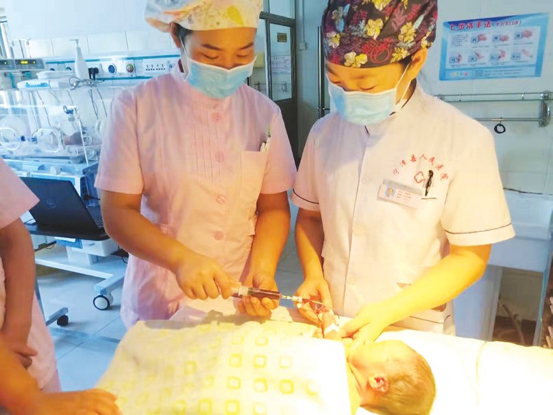龙江县妇婴监护型护送